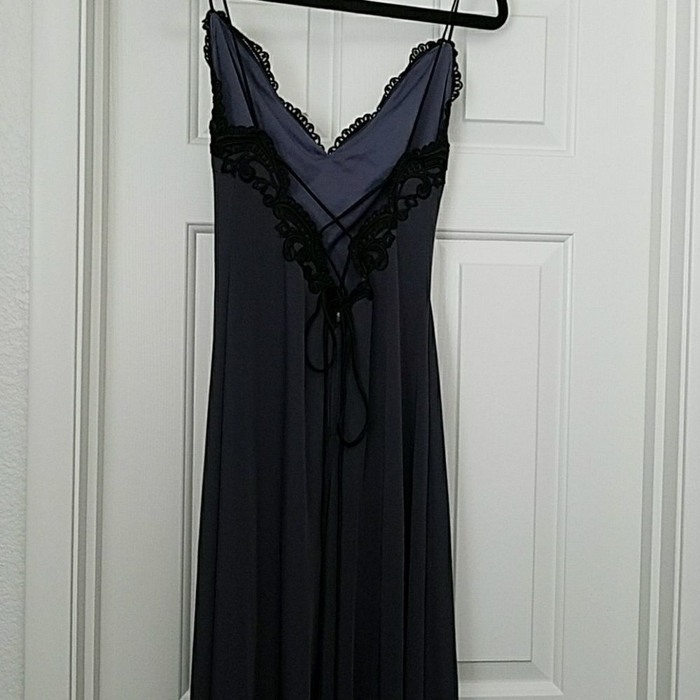 Tadashi Women's Dark Gray Floor Length Evening Gown S Cubic Zirconia Accents - Picture 3 of 8